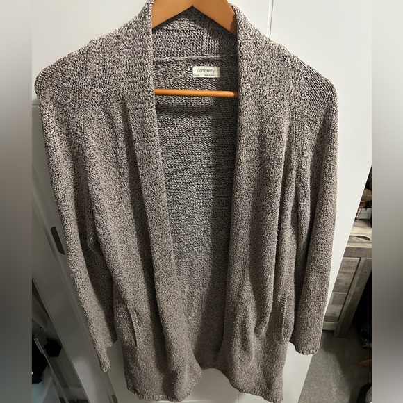aritzia COMMUNITY Vetus Sweater Size XS - Picture 2 of 9